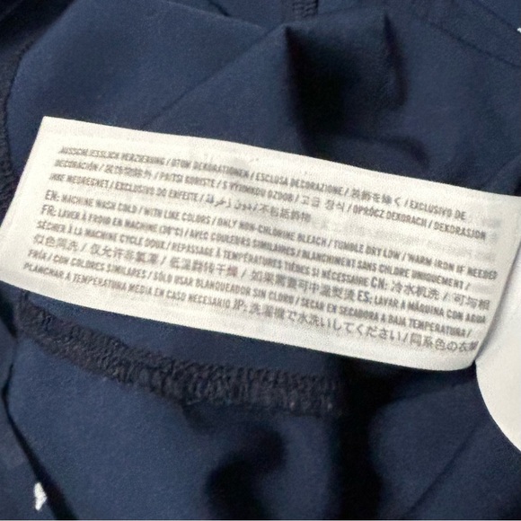 Hollister Floral Navy Blue Romper Size S - Picture 15 of 16